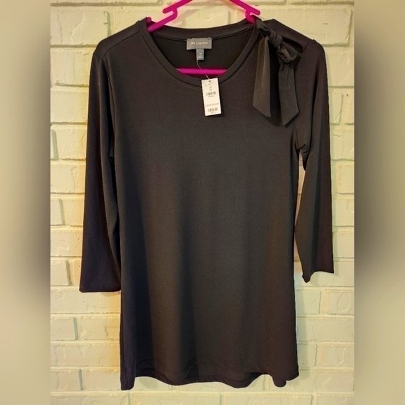 The Limited Top - Picture 1 of 9